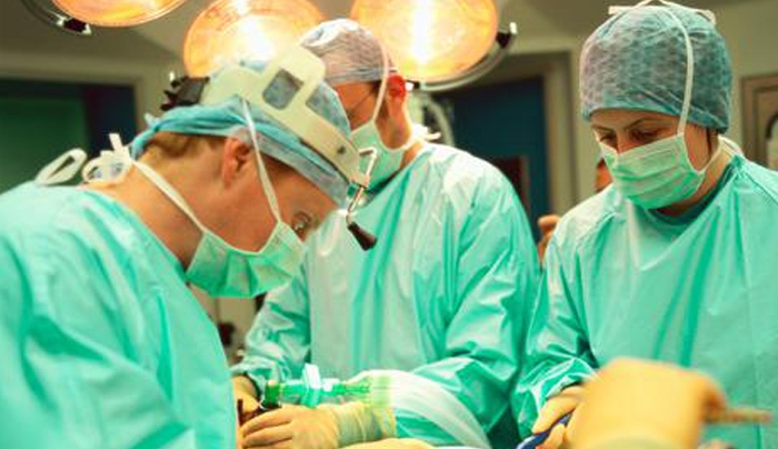 Καζακστάν: Βρήκαν ξεχασμένη χειρουργική λαβίδα στην κοιλιά ενός άνδρα