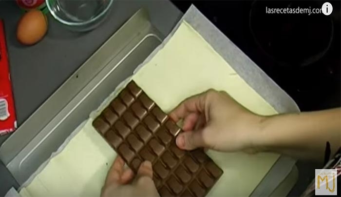 Αυτό το κρουασάν σοκολάτας έγινε ανάρπαστο! Δείτε γιατί! (Βίντεο)
