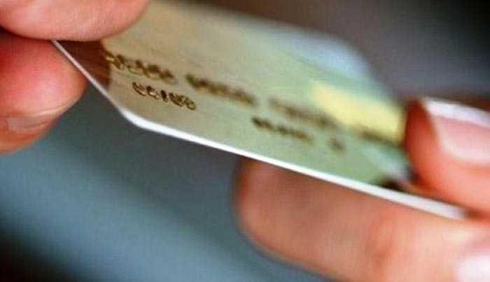 Βαριές ποινές σε όσους δεν δέχονται κάρτες