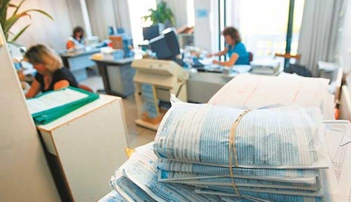 Με 100 ευρώ το κλείσιμο των βιβλίων στην εφορία - Ολη η διαδικασία