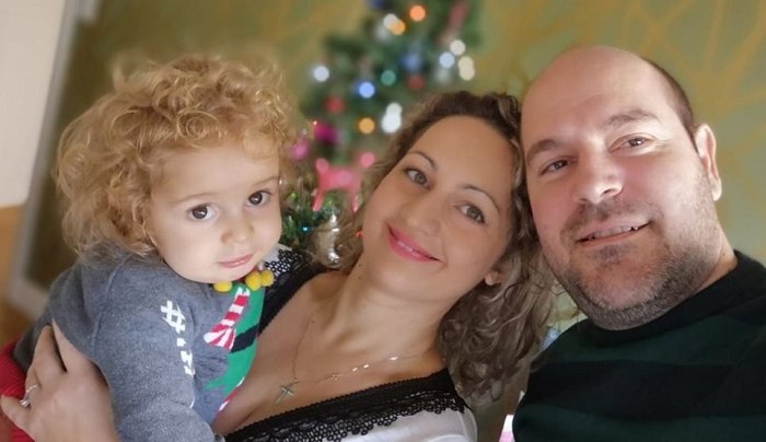Πατέρας του Παναγιώτη-Ραφαήλ: Πιάνει παιχνίδια, παίζει, σηκώνει βιβλία - Ήταν αδύνατο πριν να έρθουμε στην Αμερική