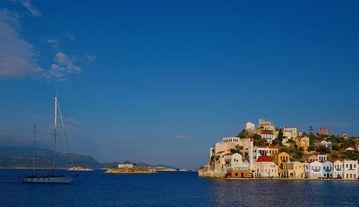 Καταργείται η έκπτωση 30% και στα απομακρυσμένα νησιά
