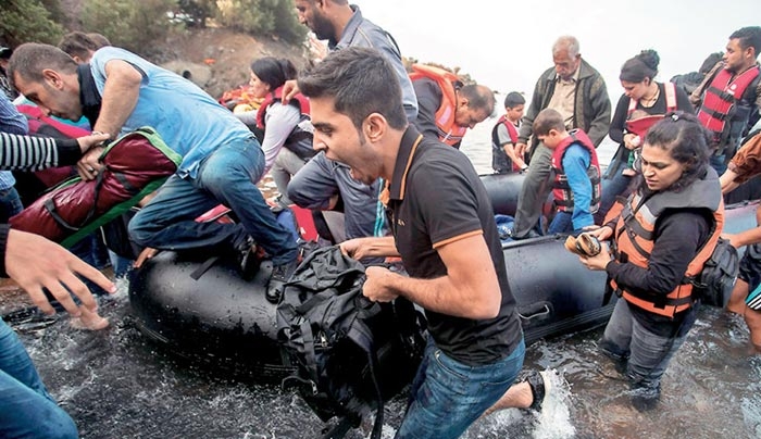 Οι Τούρκοι παίρνουν 1 δισ. για να συγκρατήσουν τις προσφυγικές ροές