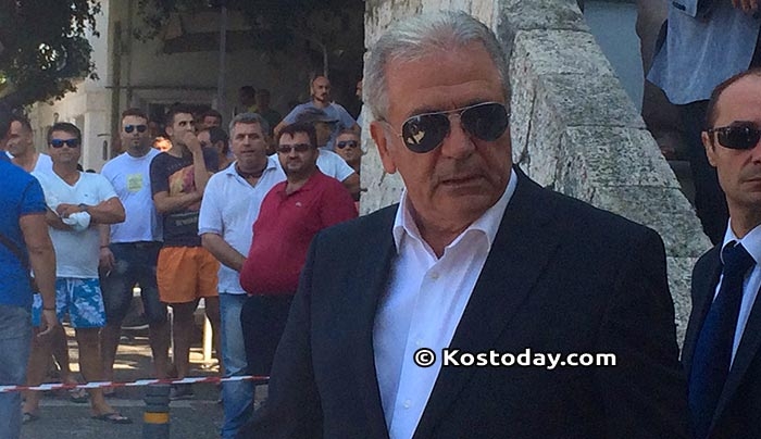 Απάντηση Δ. Αβραμόπουλου σε επιστολή Γ. Κυρίτση  για το μεταναστευτικό