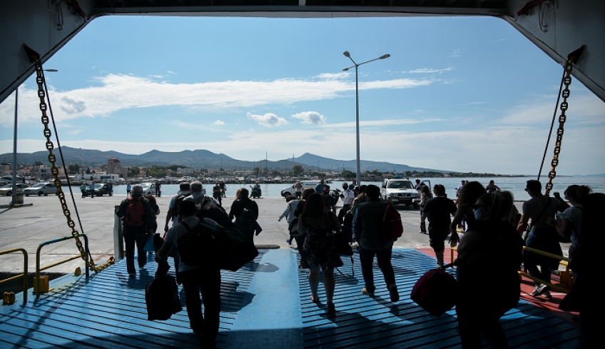 Σφραγίζει τα σύνορα η Ελλάδα λόγω Covid19