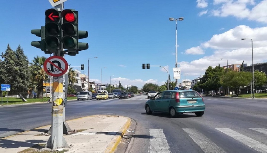 Ποιο είναι το πρόστιμο για τη σφήνα στο φανάρι;