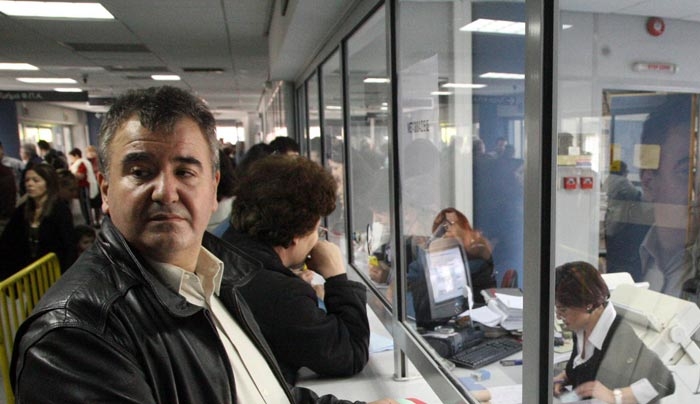 Εφορία: Διπλή δόση φόρου για χιλιάδες πολίτες μέσα στο 2016