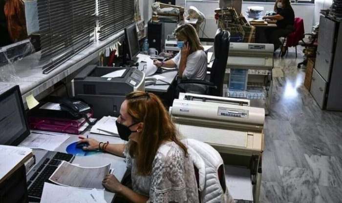 Πρόωρη σύνταξη με πλήρεις αποδοχές: Οδηγός, όροι, ποιες είναι οι προϋποθέσεις και ποιους αφορά