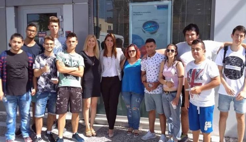 Το κατάστημα της Eurobank στην Κω, επισκέφθηκαν οι μαθητές του ΕΠΑΛ, στο πλαίσιο εκπαιδευτικής επίσκεψης