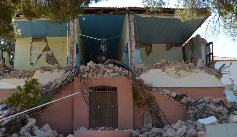 Λέσβος: Κατεδαφίσεις σπιτιών που χτυπήθηκαν από τον σεισμό – Τι πρέπει να γνωρίζουν οι σεισμόπληκτοι