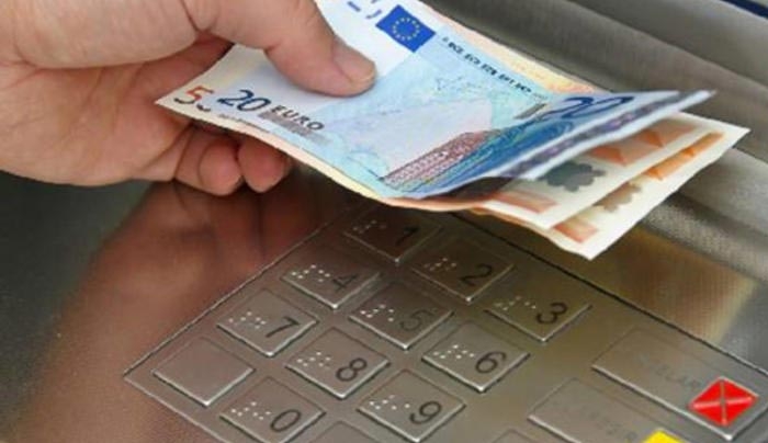 Eurobank: Τέλος φέτος τα capital controls αν κλείσει άμεσα η αξιολόγηση