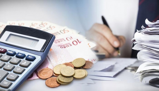 Ιερέας με 500 χιλ. ευρώ και δύο ηθοποιοί με καταθέσεις 3 εκατ. ευρώ στη λίστα Μπόργιανς