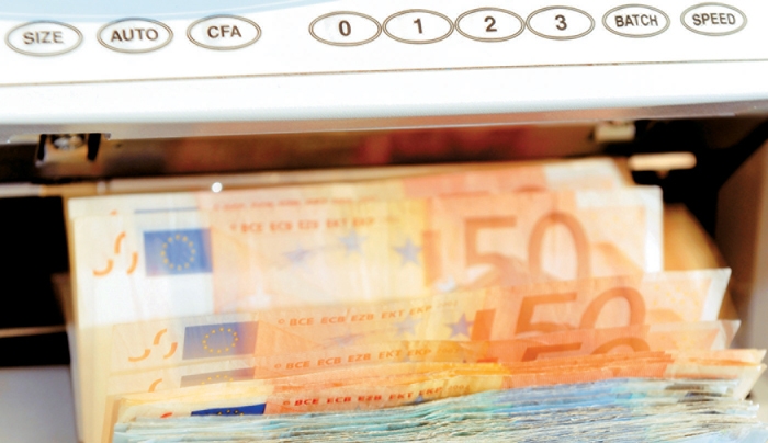 Οι φόροι - φωτιά 9,5 δισ. ευρώ για καταναλωτές και επιχειρήσεις