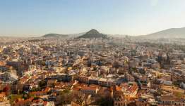 Airbnb: Ξεκινούν οι πρώτοι έλεγχοι σε 1.500 ακίνητα, η επιστολή που φέρνει πρόστιμα έως 20.000