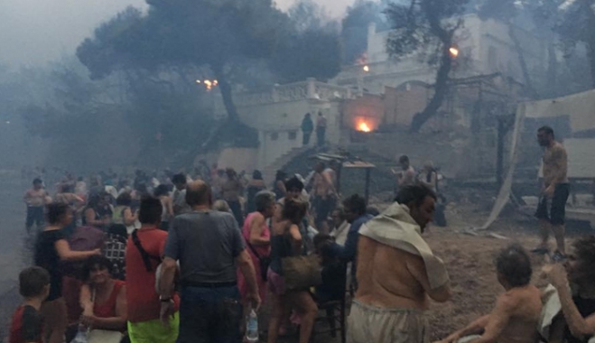 Εικόνες Αποκάλυψης στο Μάτι! Ντοκουμέντα μέσα από την κόλαση – Άνθρωποι παλεύουν να σωθούν