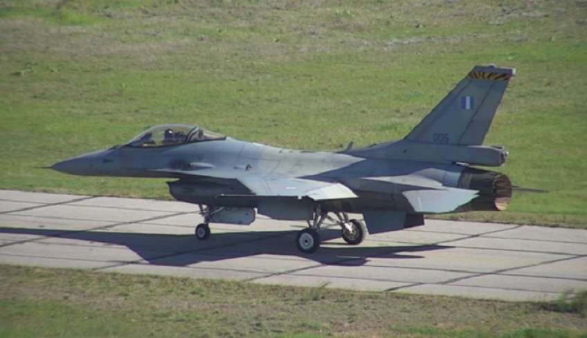 Μια &quot;Οχιά&quot; στους ελληνικούς αιθέρες: Η πρώτη δοκιμαστική πτήση από εκσυγχρονισμένο μαχητικό F-16 Viper
