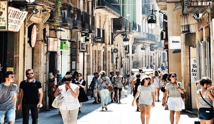 Νεκρή πόλη η Βαρκελώνη – Καταποντίζεται ο τουρισμός – Ακυρώσεις κρατήσεων