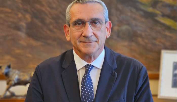 Γ. Χατζημάρκος: Καλά Χριστούγεννα, με υγεία, γαλήνη και φως Προχωρούμε μπροστά, χωρίς να χάνουμε τις αξίες που μας ορίζουν