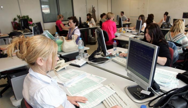 Υποχρεωτική κινητικότητα για 567.000 δημόσιους υπαλλήλους