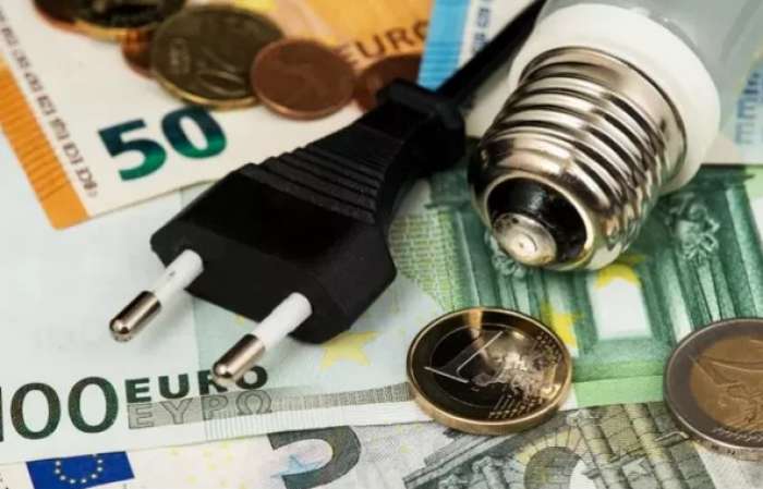 Επίδομα ηλεκτρικού ρεύματος ανακοινώνει η κυβέρνηση - Ποιοι θα είναι οι ωφελημένοι