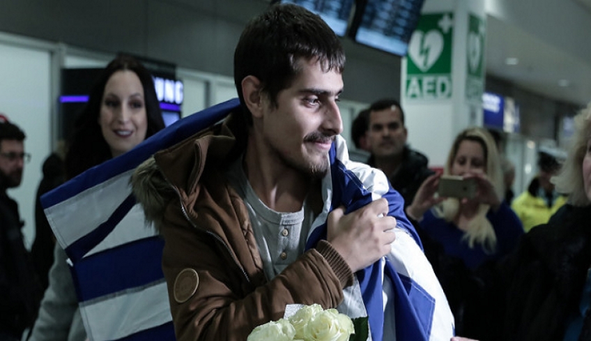 «Επέζησα χάρη στην προσευχή»: Ο 20χρονος Δημήτρης Γκιάτης μίλησε για όσα έζησε στα χέρια πειρατών στο Τόγκο
