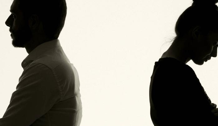 10 συχνά λάθη που κάνουν οι γυναίκες και σκοτώνουν τη σχέση
