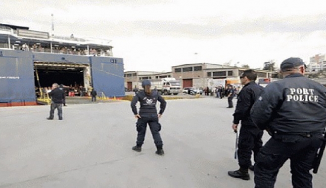 Προκλητική αδιαφορία του Αρχηγείου της ΕΛΑΣ για τους αστυνομικούς που εκτελούν μεταγωγές από τα νησιά