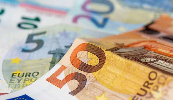 Προμήθειες τραπεζών: Ποιες και γιατί αναμένεται να εξαιρεθούν από τη μείωση 50%