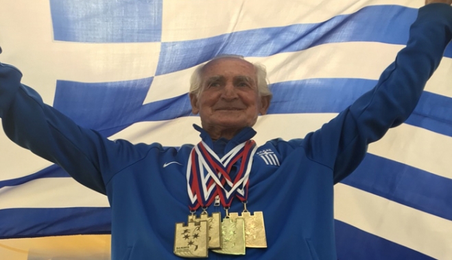 K. Xατζηεμμανουήλ: O 91 ετών παγκόσμιος πρωταθλητής στίβου ανοίγει την καρδιά του στη “δ” και υπόσχεται ακόμα περισσότερα μετάλλια
