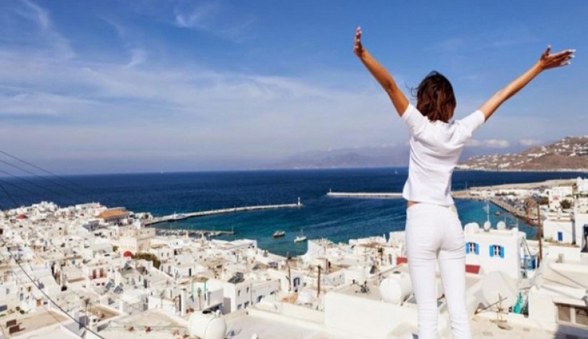 Μύκονος, Σαντορίνη και Κρήτη κατέχουν τα πρωτεία του τουρισμού για το 2019
