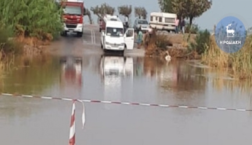 Παραλίγο τραγωδία με μίνι - βαν στην περιοχή Αφάντου