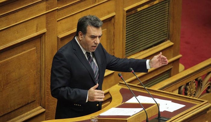 ΆΜΕΣΗ απάντηση Μ. Κόνσολα στην επίθεση που δέχτηκε από τον Η. Καματερό