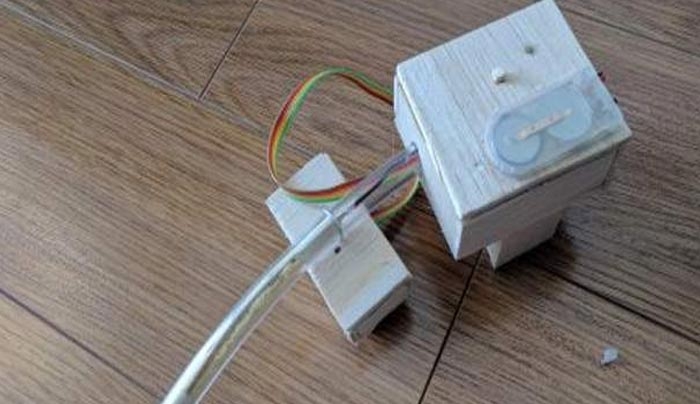 Θεσσαλονικιός μαθητής έφτιαξε συσκευή για κατ&#039; οίκον μέτρηση της σκολίωσης, χωρίς ακτινογραφία [εικόνα]