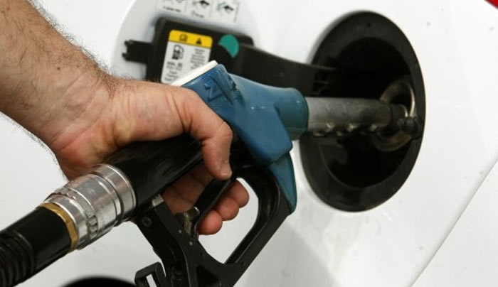 Πετρέλαιο κίνησης: Σοκ με εξίσωση του φόρου και τιμές όπως της βενζίνης!