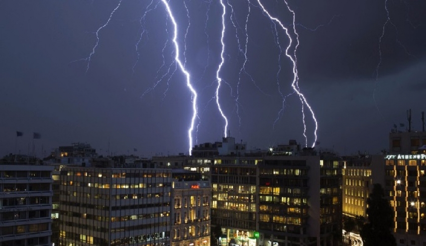 ΠΡΟΕΙΔΟΠΟΙΗΣΗ ΑΡΝΑΟΥΤΟΓΛΟΥ: Ερχονται επικίνδυνα καιρικά φαινόμενα τις επόμενες ώρες