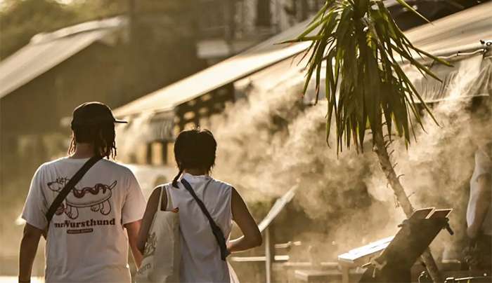 Καιρός σήμερα: Σκαρφαλώνει ψηλότερα ο υδράργυρος – Άνεμοι 6 μποφόρ στο Αιγαίο, βροχές στα ορεινά