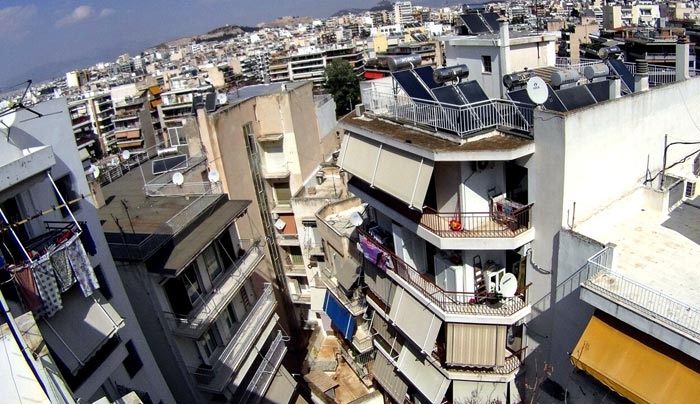 Νέο χαράτσι στα ακίνητα – Τουλάχιστον 400 ευρώ για κάθε ιδιοκτήτη! Πληρώνουν ΟΛΟΙ!