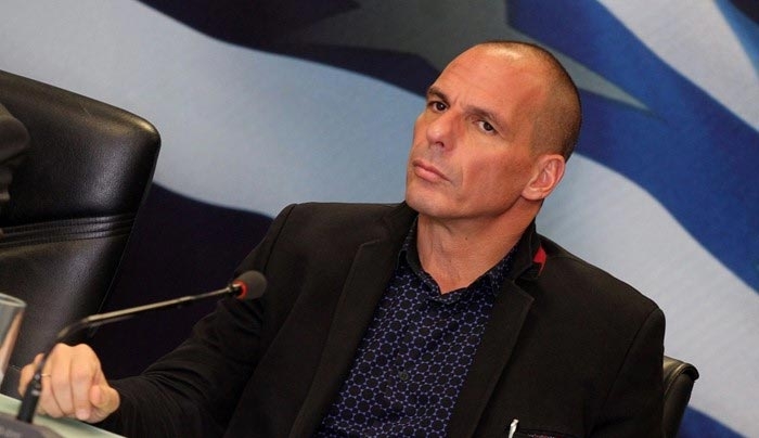 «Απασφαλίζει» ο Βαρουφάκης κατά ΔΝΤ, ΕΚΤ, Κομισιόν: Ζητήστε συγγνώμη και παραιτηθείτε!
