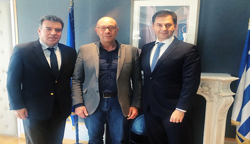 ΜΑΝΟΣ ΚΟΝΣΟΛΑΣ: «Θα στηρίξουμε τη Σάμο για να αμβλυνθούν οι συνέπειες του μεταναστευτικού στον τουρισμό του νησιού»