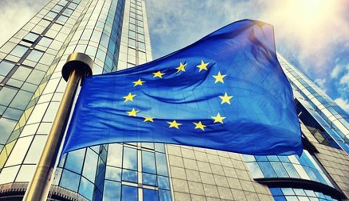 Ανοίγει ο δρόμος για ένταξη της Ελλάδας στη ποσοτική χαλάρωση μέσα στο καλοκαίρι