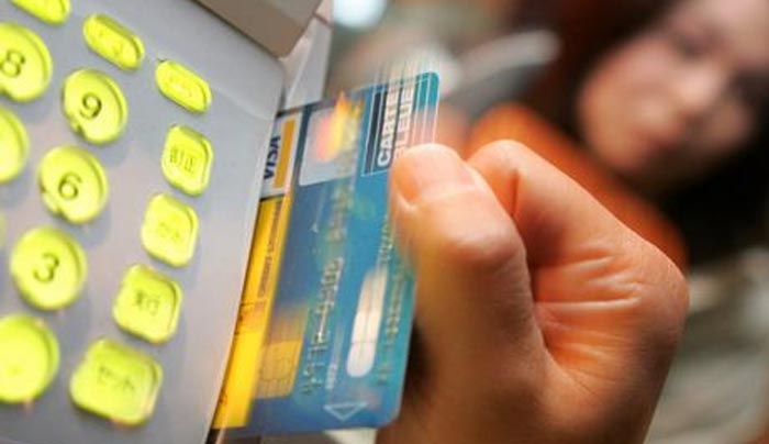 Αφορολόγητο μόνο με e-συναλλαγές και πλαστικό χρήμα - Τί προβλέπει το νομοσχέδιο