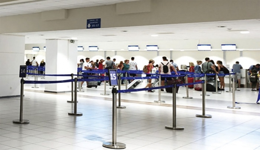 Αυξημένη κατά 4,9% η επιβατική κίνηση στα αεροδρόμια το 8μηνο