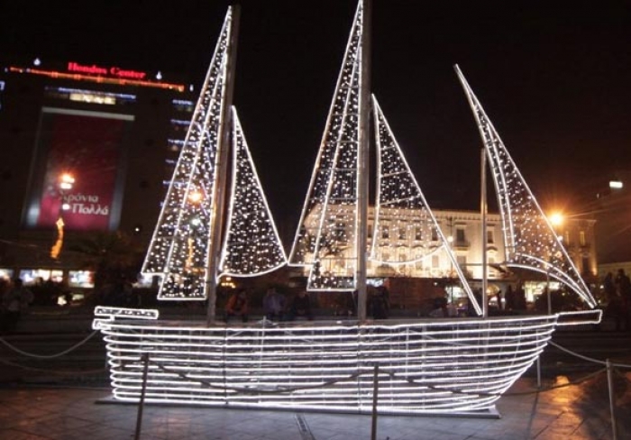 ΕΘΙΜΑ ΑΠΟ ΟΛΗ ΤΗΝ ΕΛΛΑΔΑ: Χριστούγεννα αλά ελληνικά