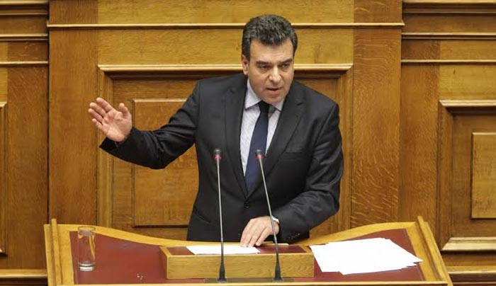 «Ολέθριες οι επιπτώσεις στην εικόνα της χώρας από τις εικόνες με τα σκουπίδια στους δρόμους. Η κυβέρνηση οφείλει να δώσει λύση σε ένα πρόβλημα που η ίδια δημιούργησε»