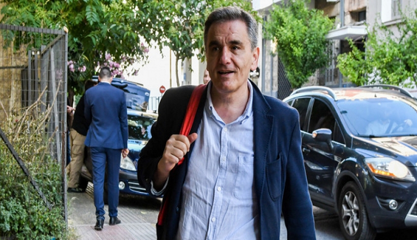 Νέα «βόμβα» στον ΣΥΡΙΖΑ από τους «53» για την συμφωνία με την Αίγυπτο -«Κάποιοι δανείζονται χλαμύδες, ακόντια και περικεφαλαίες»