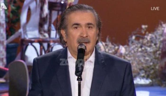 Λάκης Λαζόπουλος: “Λύγισε” βλέποντας το βίντεο με τα προσφυγόπουλα και τις γιαγιάδες της Λέσβου! (Βίντεο)