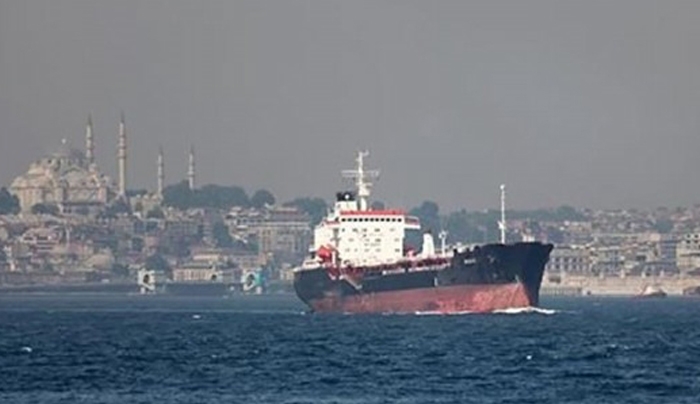Δεξαμενόπλοιο δέχθηκε επίθεση από πολεμικό αεροσκάφος – 2 νεκροί, ο ένας Έλληνας