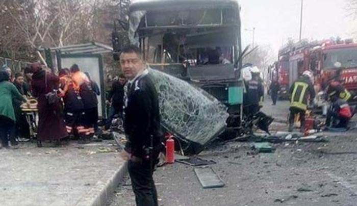 Έκρηξη λεωφορείου στην Τουρκία! &quot;Πολλοί νεκροί και τραυματίες&quot;!