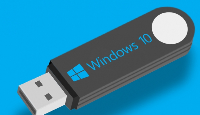 Σε προπαραγγελία τα Windows 10 σε USB stick στο Amazon