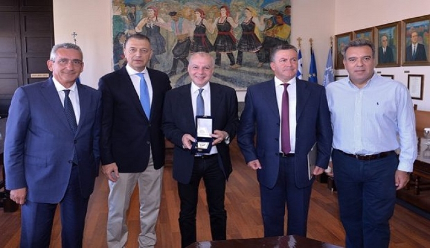 Δεκαετής παράταση της συμφωνίας Δήμου Ρόδου και Υπουργείου Εθνικής Άμυνας, για τη Λέσχη Αξιωματικών